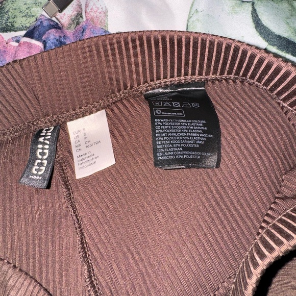 Brown Ribbed Flared Pant - Picture 2 of 2